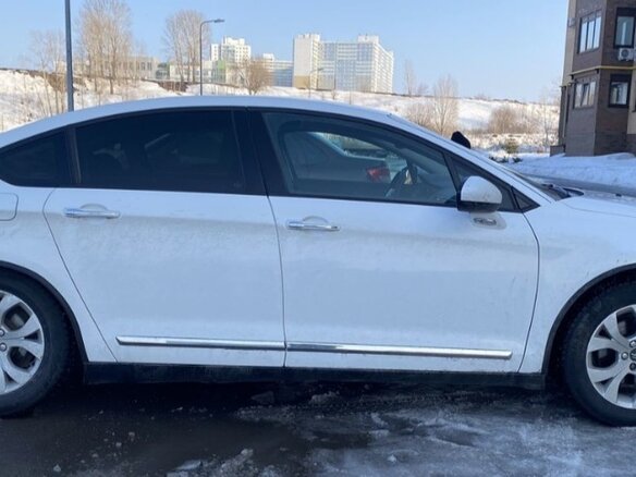 2012 Citroen C5 II, белый, 650000 рублей - вид 5