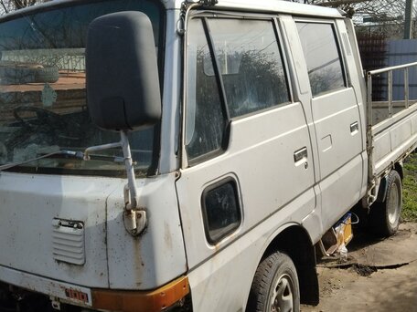 1991 Nissan Atlas, белый, 450000 рублей, вид 1