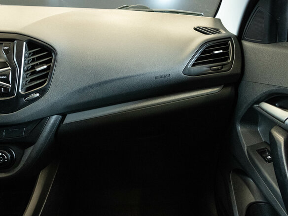 2015 Lada (ВАЗ) Vesta I, чёрный, 670000 рублей - вид 7