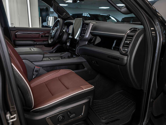2026 Ram 1500 Crew Cab eTorque V Рестайлинг, серый, 11062679 рублей - вид 22