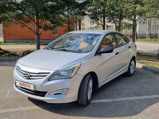 2015 Hyundai Solaris I Рестайлинг, серебристый, 720000 рублей, вид 1