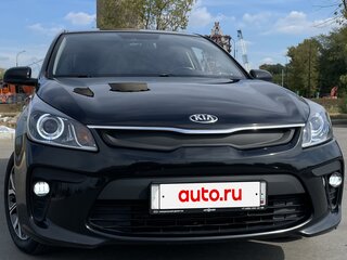 2018 Kia Rio IV, чёрный, 1385000 рублей, вид 3