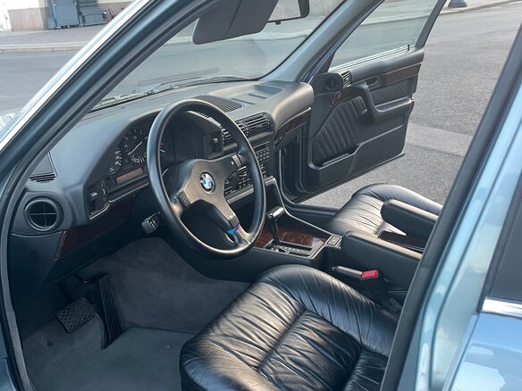 1988 BMW 5 серии 535i III (E34), серый, 7400000 рублей - вид 21