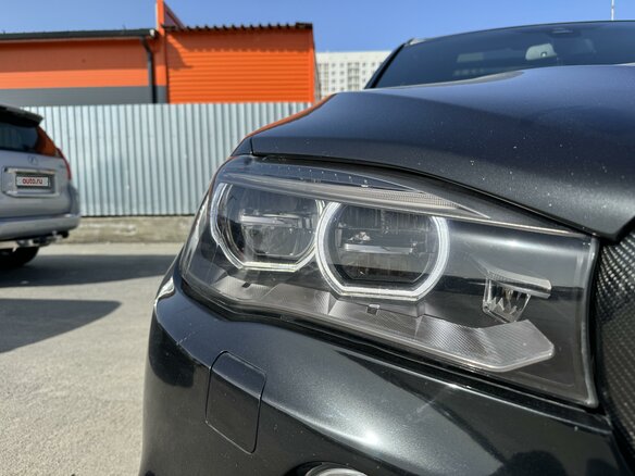 2016 BMW X5 M50d III (F15), чёрный, 4199999 рублей - вид 21