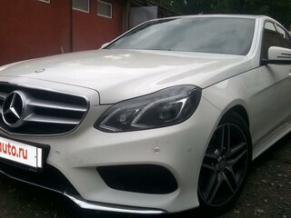 2013 Mercedes-Benz E-Класс 200 IV (W212, S212, C207) Рестайлинг, белый, 1780000 рублей, вид 2