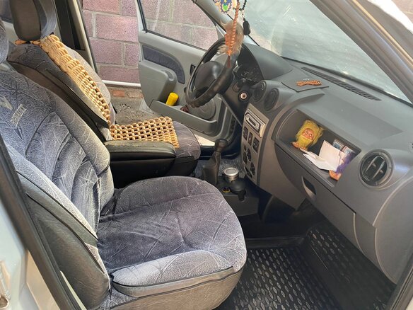 2005 Renault Logan I, серый, 635000 рублей - вид 3