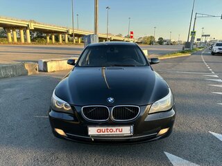 2007 BMW 5 серии 525i V (E60/E61) Рестайлинг, чёрный, 950000 рублей, вид 2