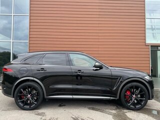 2019 Jaguar F-Pace SVR I, чёрный, 8500000 рублей, вид 4