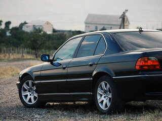2001 BMW 7 серии 735i III (E38) Рестайлинг, чёрный, 430000 рублей, вид 2