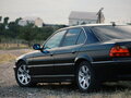 2001 BMW 7 серии 735i III (E38) Рестайлинг, чёрный - вид 1