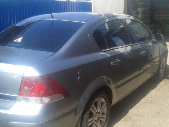 2011 Opel Astra H Рестайлинг, серый, 500000 рублей - вид 5