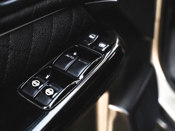 2011 Nissan Patrol V (Y61) Рестайлинг, серый, 5999995 рублей - вид 19
