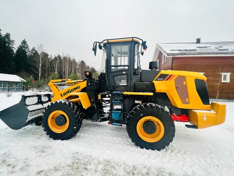 2022 LiuGong CLG 835H, жёлтый, 4600000 рублей, вид 2