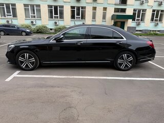 2019 Mercedes-Benz S-Класс 350 d Long VI (W222, C217) Рестайлинг, чёрный, 4300000 рублей, вид 3