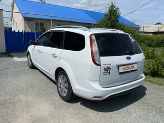 2011 Ford Focus II Рестайлинг, белый, 600000 рублей, вид 5