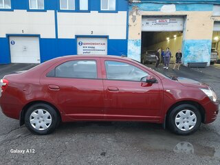 2021 Chevrolet Cobalt II Рестайлинг, красный, 1250000 рублей, вид 2