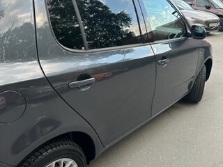 2009 Skoda Fabia II, серый, 680000 рублей, вид 4