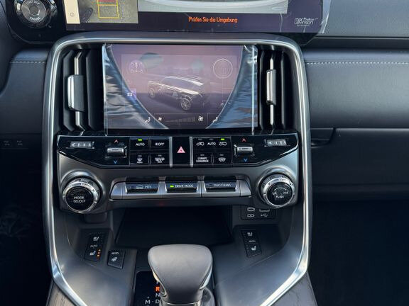 2025 Lexus LX 500d IV, белый, 17500000 рублей - вид 8