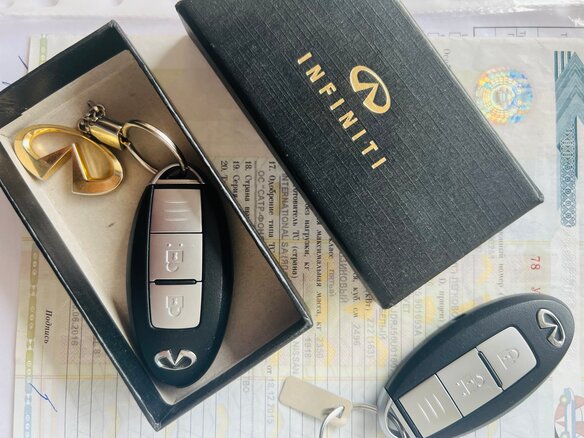 2016 Infiniti QX50 I Рестайлинг, белый, 2200000 рублей - вид 25