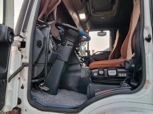 2011 Iveco Stralis, белый, 2900000 рублей - вид 3