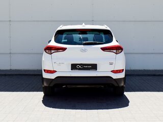 2016 Hyundai Tucson III, белый, 2050000 рублей, вид 3