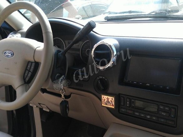 2006 Ford Expedition II, чёрный - вид 2