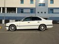 1990 Alpina B10 E34, белый - вид 2