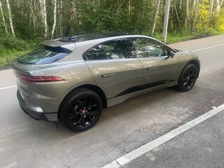 2019 Jaguar I-Pace I, бежевый, 5000000 рублей, вид 3
