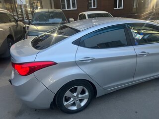 2013 Hyundai Elantra V (MD), серебристый, 1400000 рублей, вид 3