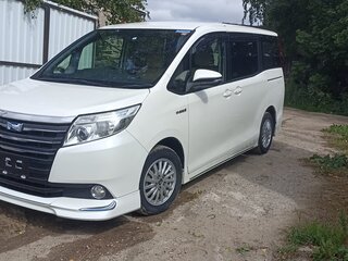 2014 Toyota Noah III (R80), белый, 2100000 рублей, вид 1