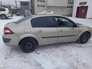 2006 Renault Megane II Рестайлинг, бежевый, 300000 рублей, вид 2