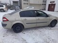 2006 Renault Megane II Рестайлинг, бежевый, 300000 рублей - вид 1