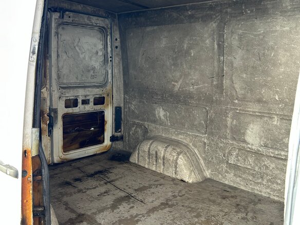1995 Mercedes-Benz Sprinter, белый, 800000 рублей - вид 12
