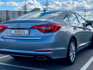 2015 Hyundai Sonata VII (LF), серый, 1350000 рублей, вид 4