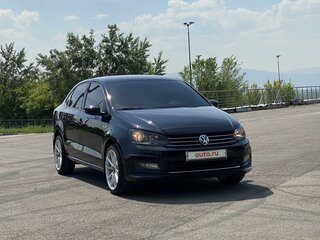 2016 Volkswagen Polo V Рестайлинг, чёрный, 1070000 рублей, вид 4