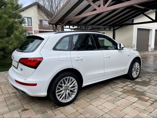 2016 Audi Q5 I (8R) Рестайлинг, белый, 2400000 рублей, вид 2