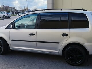 2008 Volkswagen Touran I Рестайлинг, серебристый, 600000 рублей, вид 2