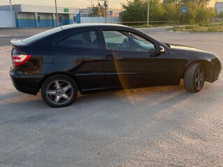 2005 Mercedes-Benz C-Класс 180 II (W203) Рестайлинг, чёрный, 430000 рублей, вид 5