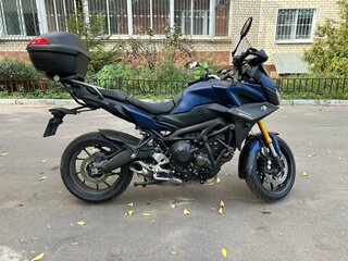 2018 Yamaha MT-09 Tracer (FJ-09), синий, 999999 рублей, вид 3
