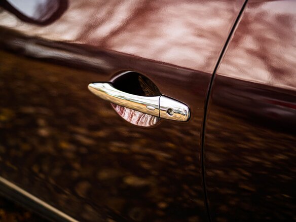 2015 Infiniti QX50 I, красный, 1720000 рублей - вид 17