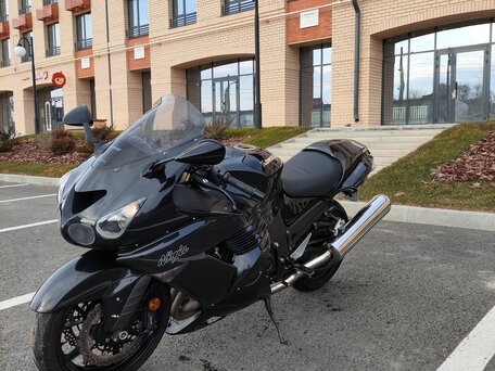 2011 Kawasaki ZZR 1400, чёрный, 820000 рублей, вид 3