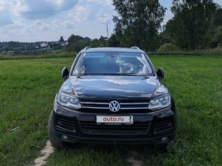 2012 Volkswagen Touareg II, чёрный, 2000000 рублей, вид 2