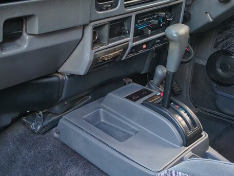 1992 Toyota Land Cruiser Prado 70 Series, зелёный, 1790000 рублей, вид 3