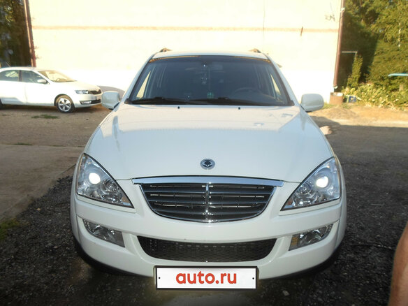 2011 SsangYong Kyron 6-speed I Рестайлинг, белый - вид 2