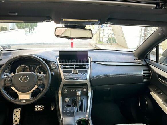 2020 Lexus NX 300 I Рестайлинг, чёрный, 4500000 рублей - вид 6