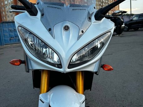 2012 Yamaha FZ8, белый, 850000 рублей, вид 3