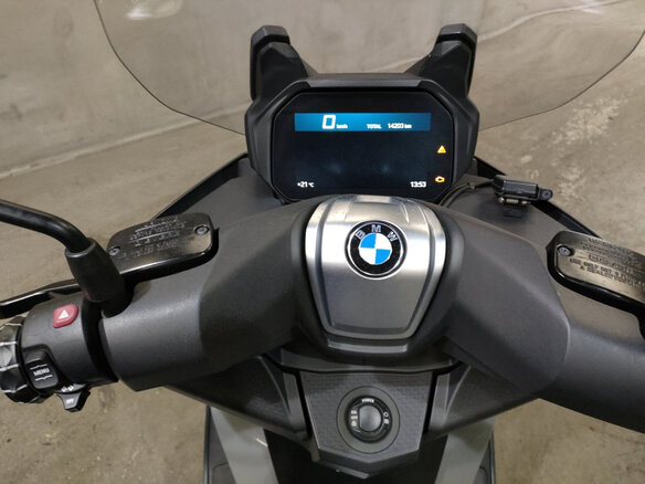 2020 BMW C 400 GT, серый, 700000 рублей - вид 4
