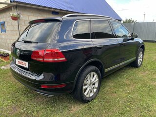 2012 Volkswagen Touareg II, чёрный, 1990000 рублей, вид 2