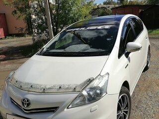 2012 Toyota Prius Alpha I (ZVW40/41), белый, 1500000 рублей, вид 1