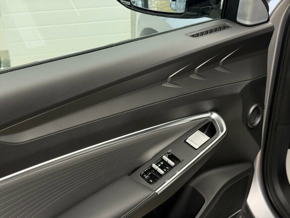 2026 Geely Cityray, серебристый, 3384990 рублей - вид 10